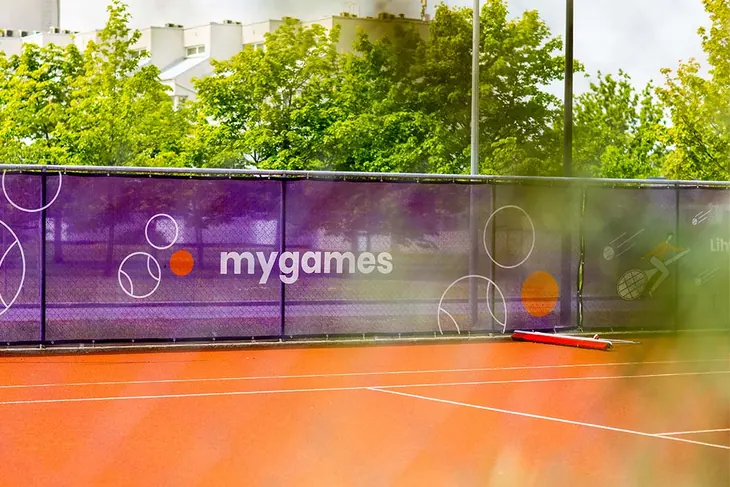 MyGames täisautomaatsed tenniseväljakud