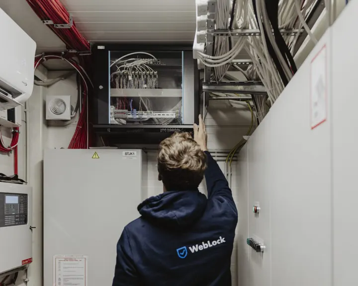 WebLocki kontrollerid hoone juhtimiskapis